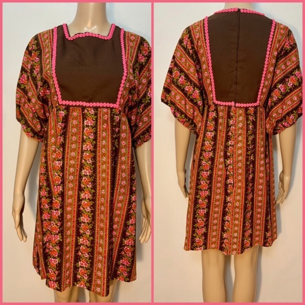 Women's Boho Floral Smocked Yoke Dress - Brown with Pink Trim
